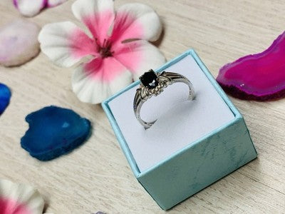 925 Sterling Silver Dark Blue Spinel Ring Size 6.5