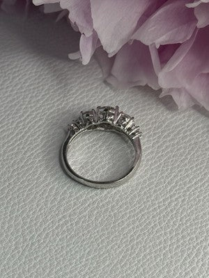 Shiny 925 Sterling Silver CZ Ring Size 7