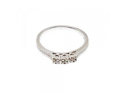 925 Sterling Silver White Topaz Ring Size 6.5