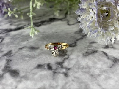 10K Yellow Gold Spinel & Diamonds "Bow" Ring Size 5.5