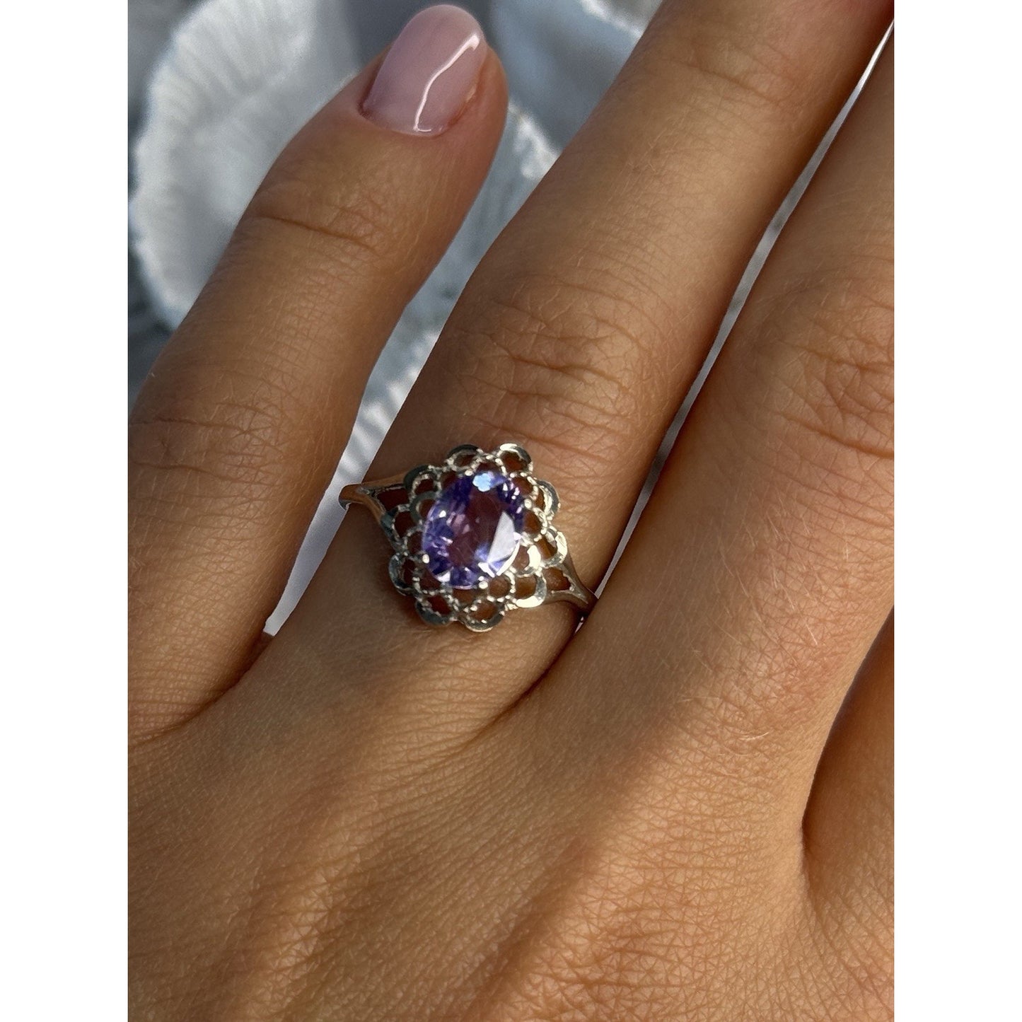 925 STERLING SILVER AMETHYST RING SIZE 7.5