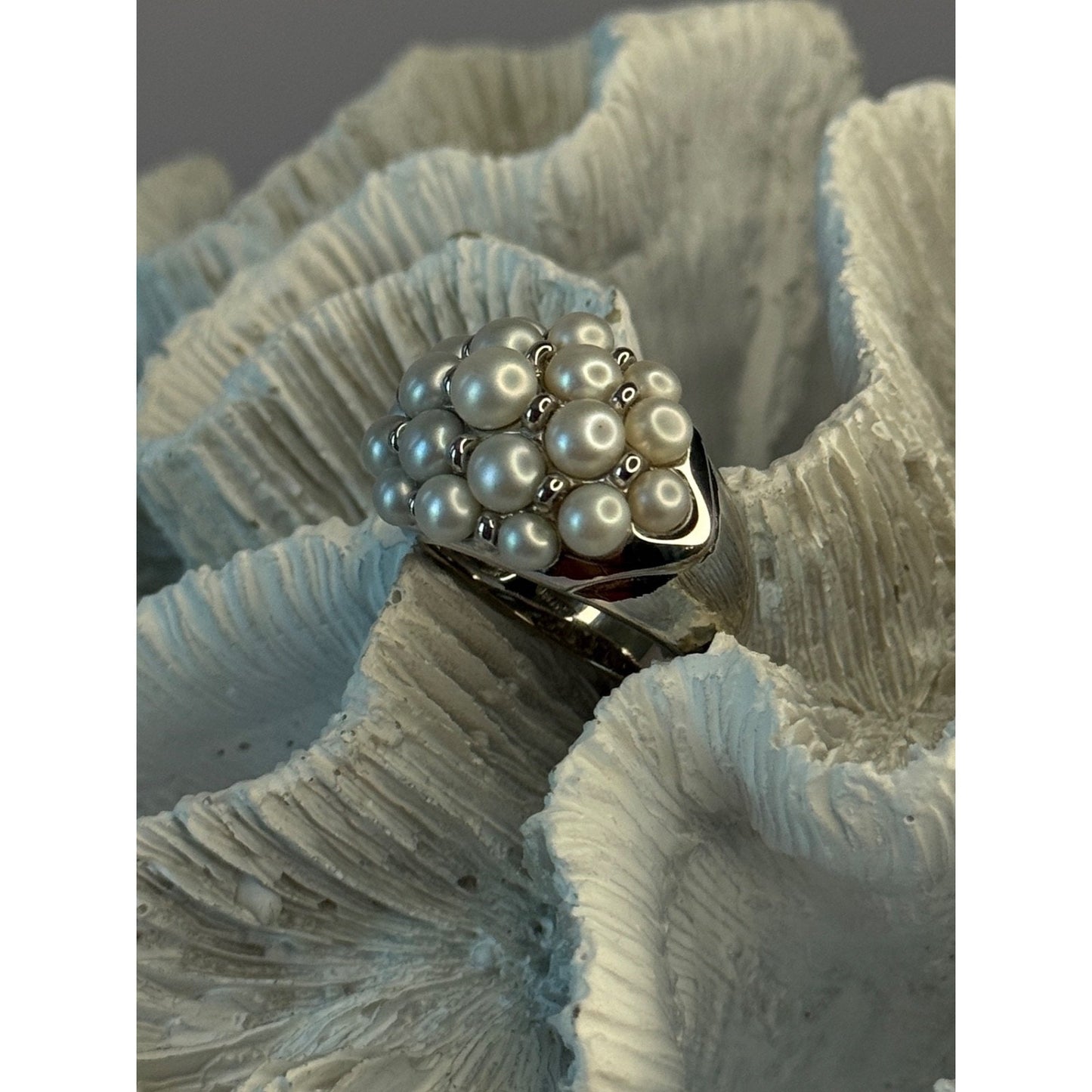 Elegant 925 Sterling Silver Pearl Ring Size 7