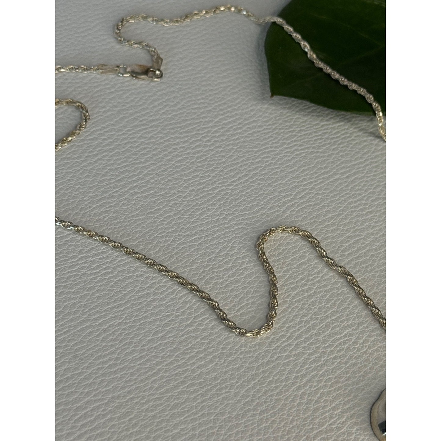 925 Sterling Silver Bird Necklace Length 20 inch