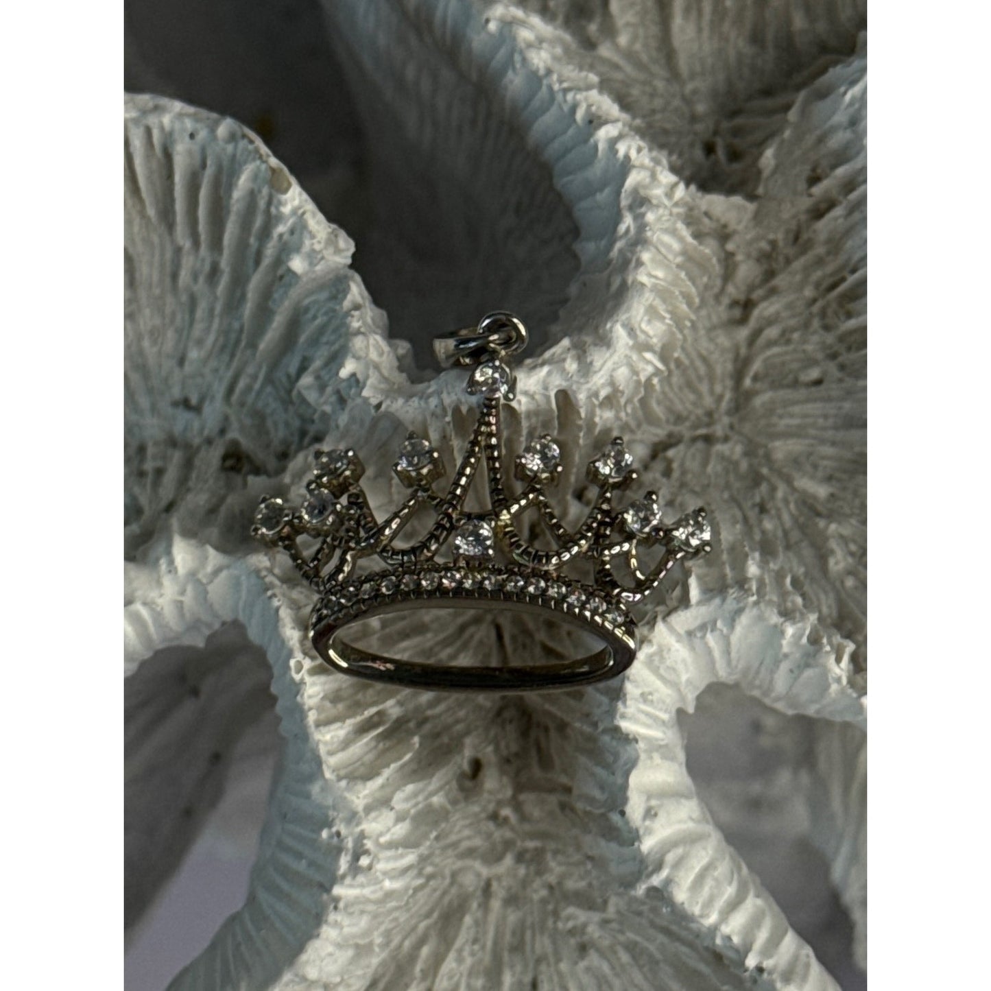 925 STERLING SILVER CROWN DIAMONDS PENDANT LENGTH 1 INCH