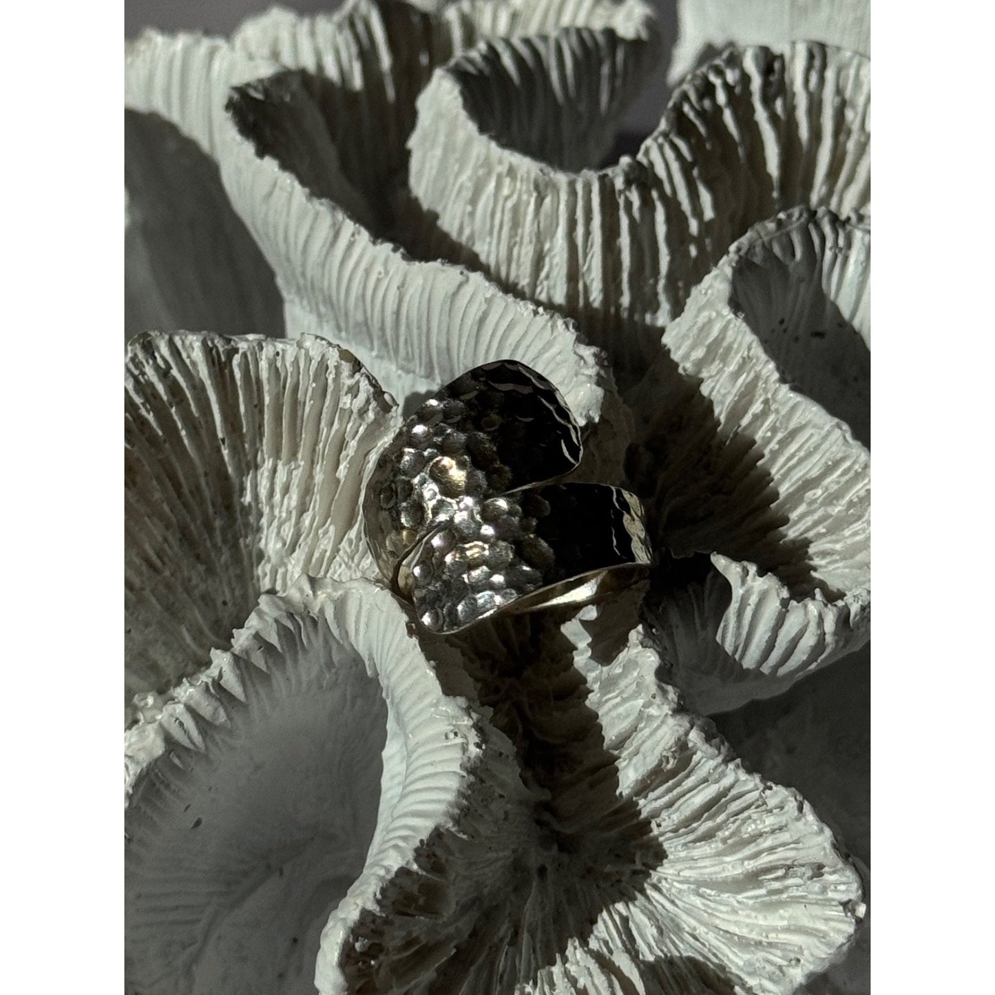 Elegant Design 925 Sterling Silver Ring Sizable