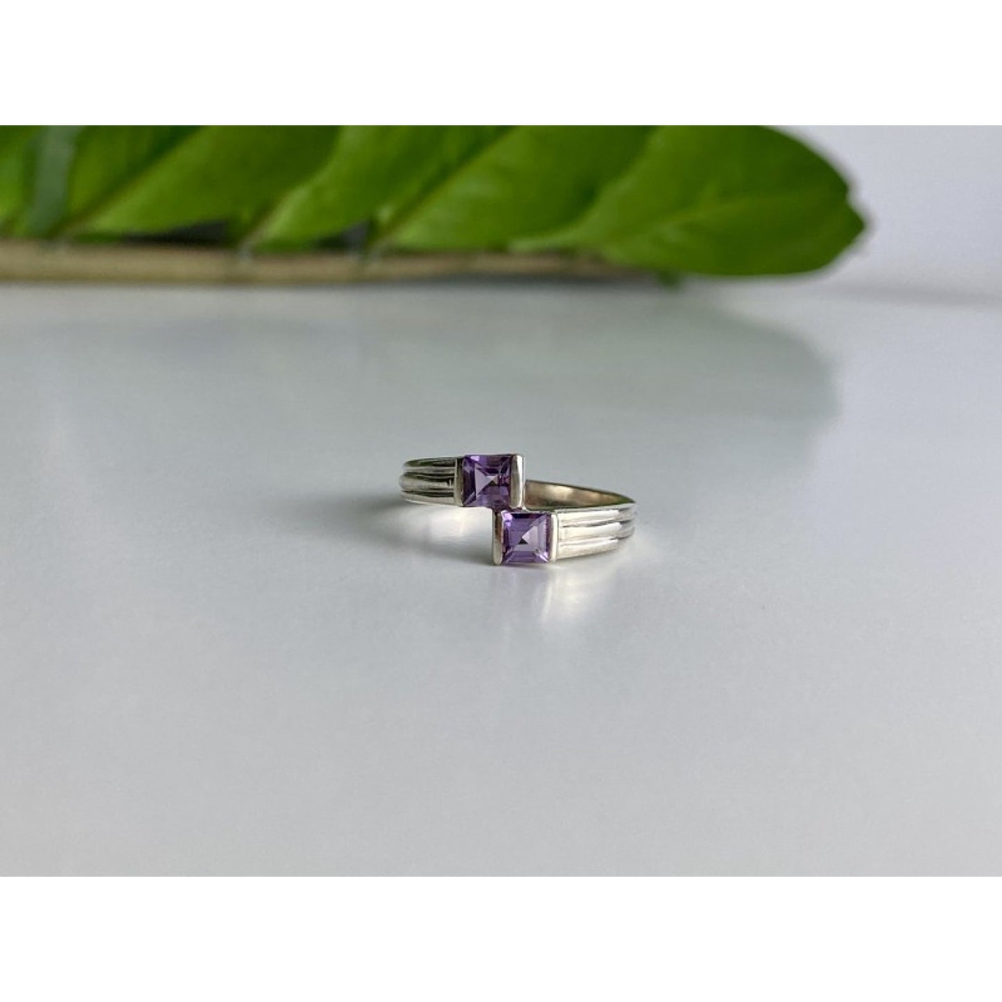 925 STERLING SILVER IOLITE RING SIZE 7