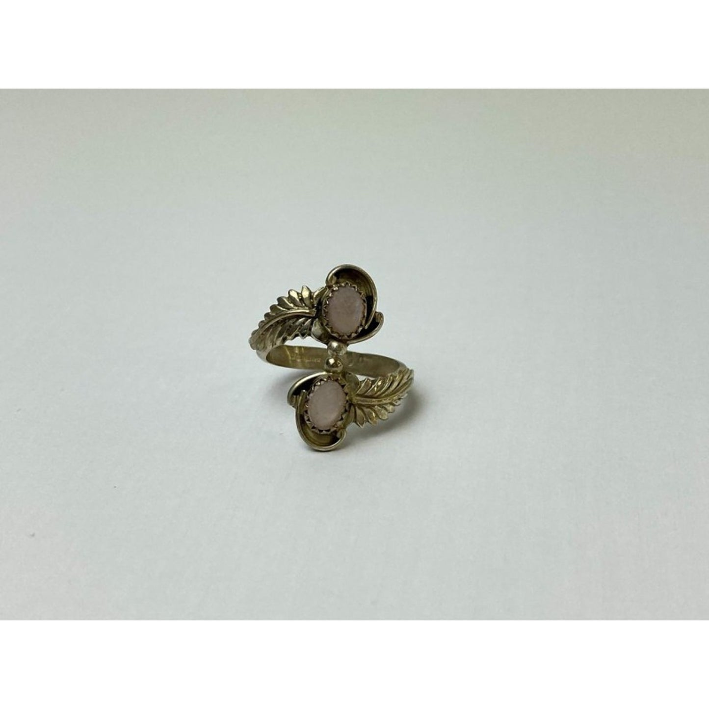 VINTAGE 925 STERLING SILVER MOTHER OF PEARL RING SIZE 8