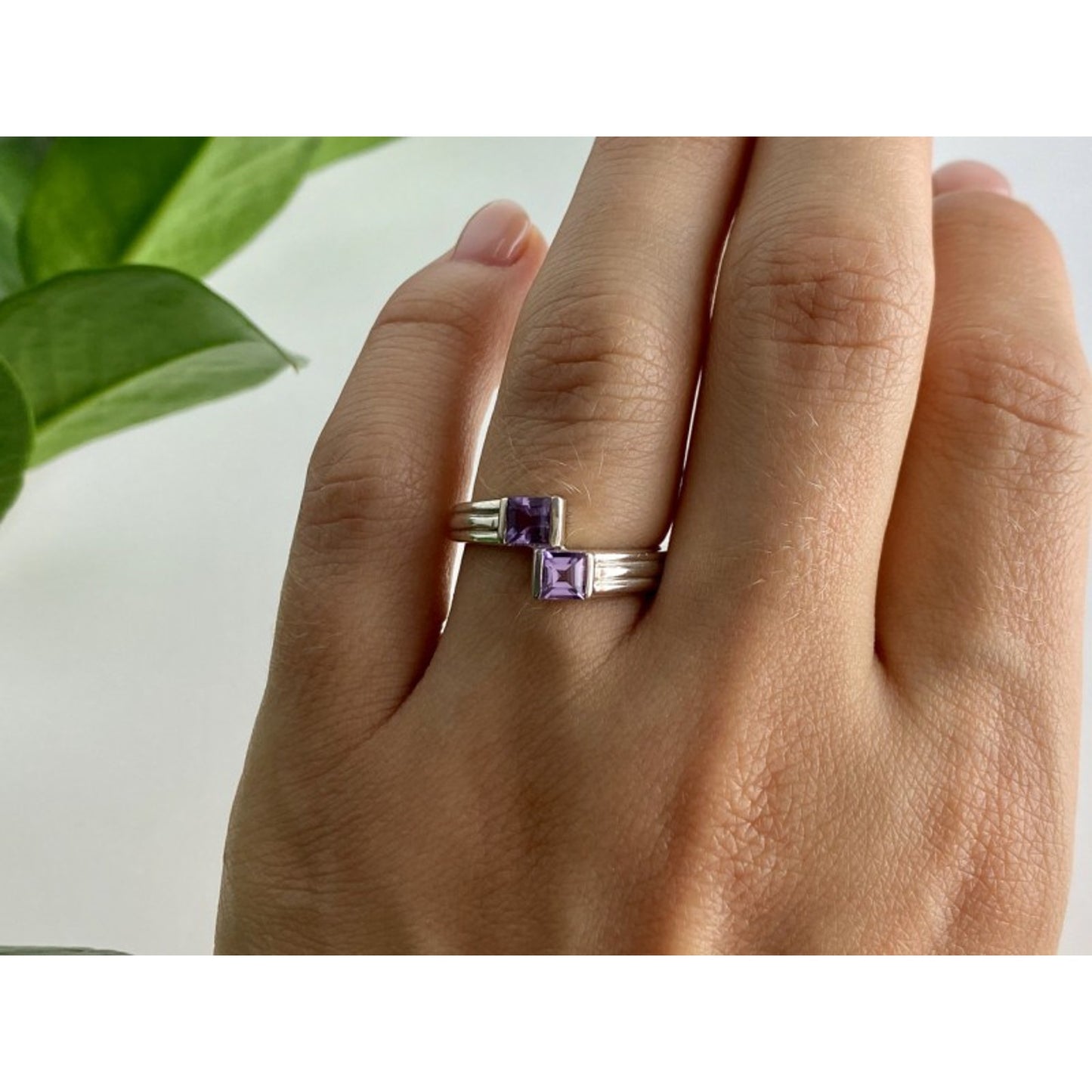 925 STERLING SILVER IOLITE RING SIZE 7