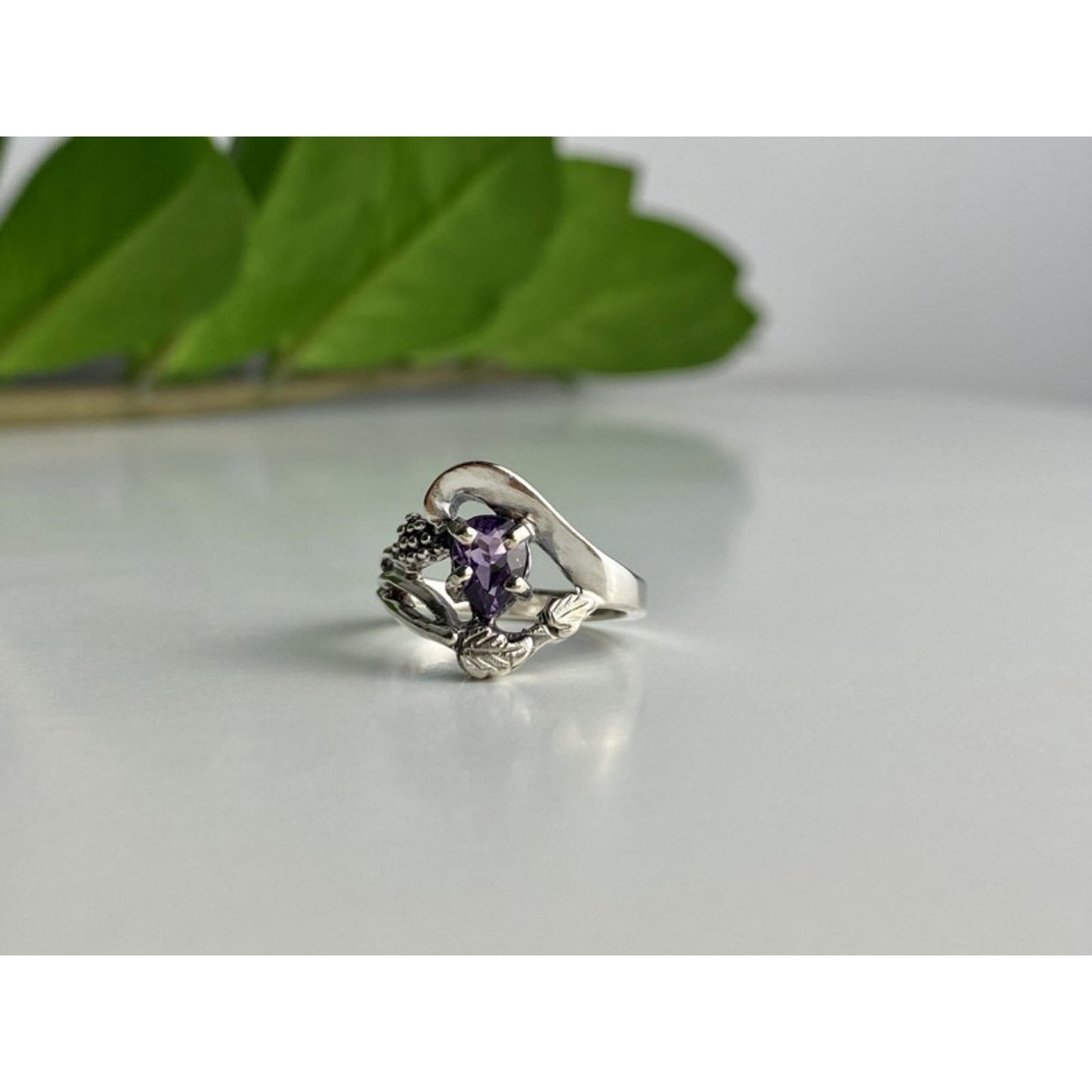 925 STERLING SILVER TANZANITE RING SIZE 7
