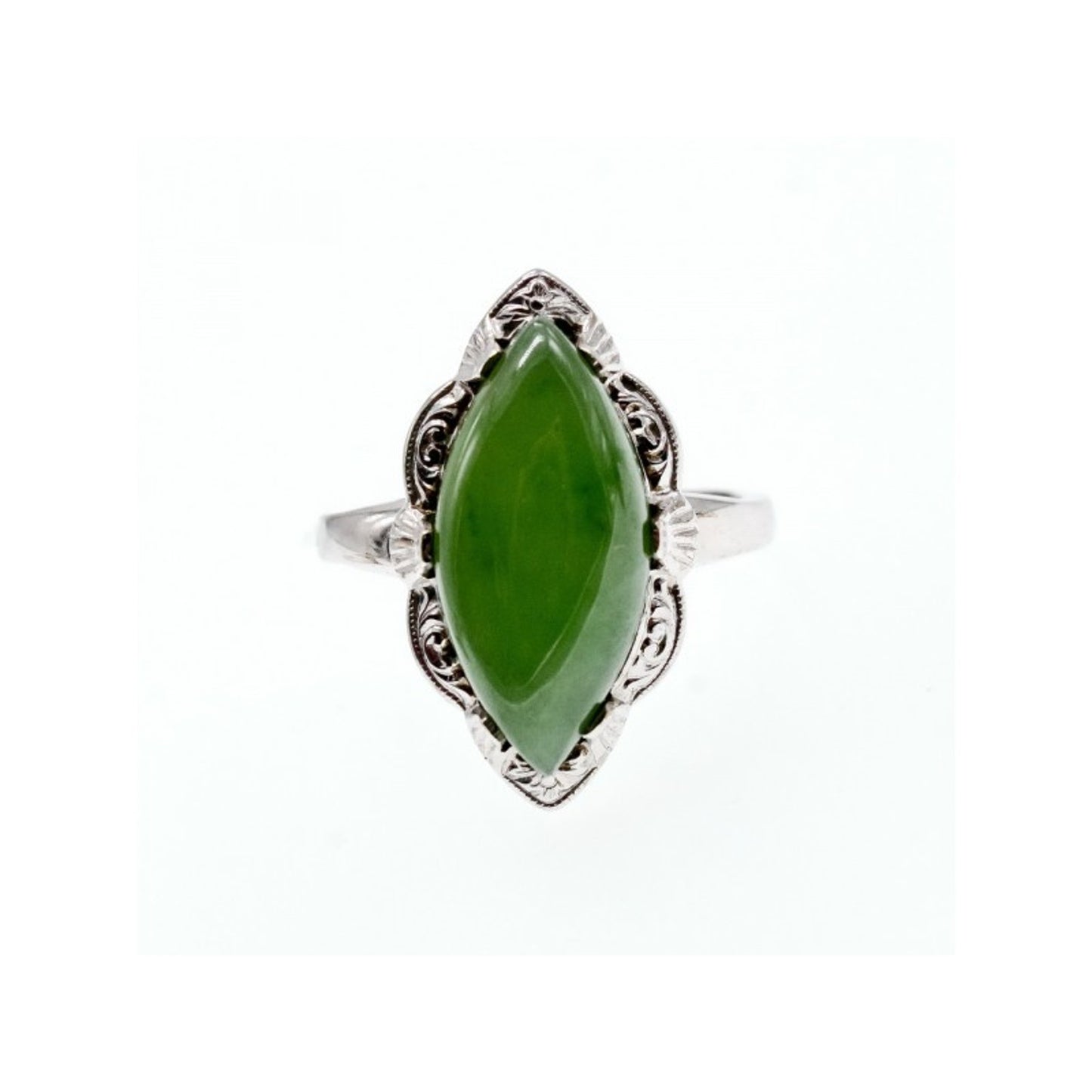 925 STERLING SILVER GREEN NEPHRITE ( JADE ) RING SIZE 7