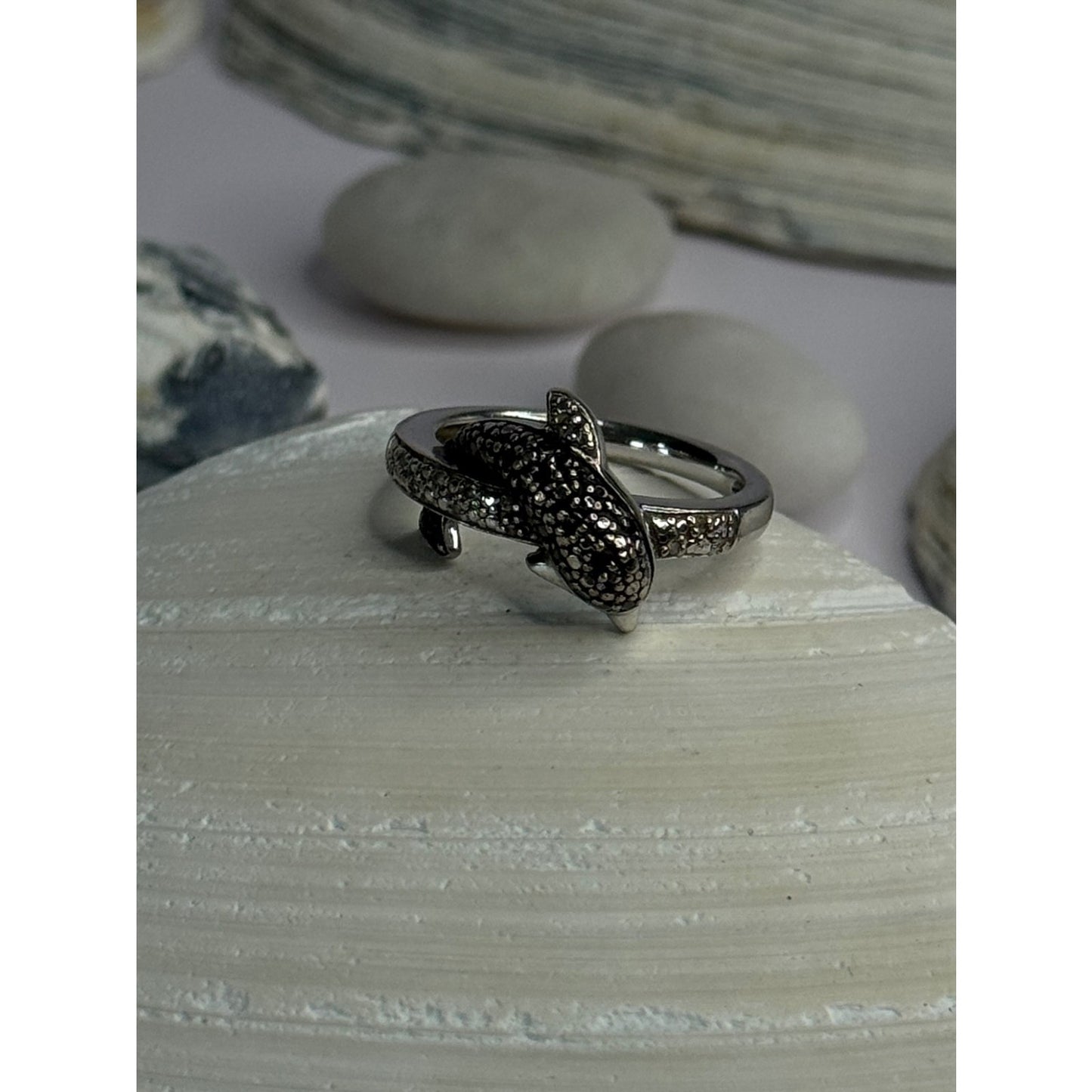 925 Sterling Silver Dolphin Diamond Ring Size 7