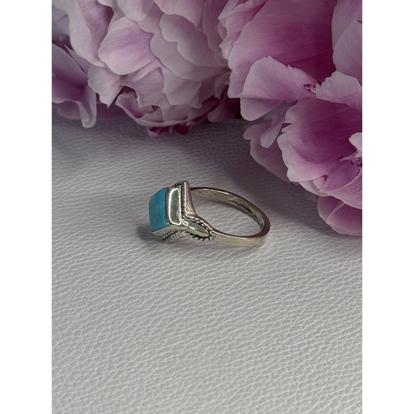 925 STERLING SILVER TURQUOISE RING SIZE 8.8