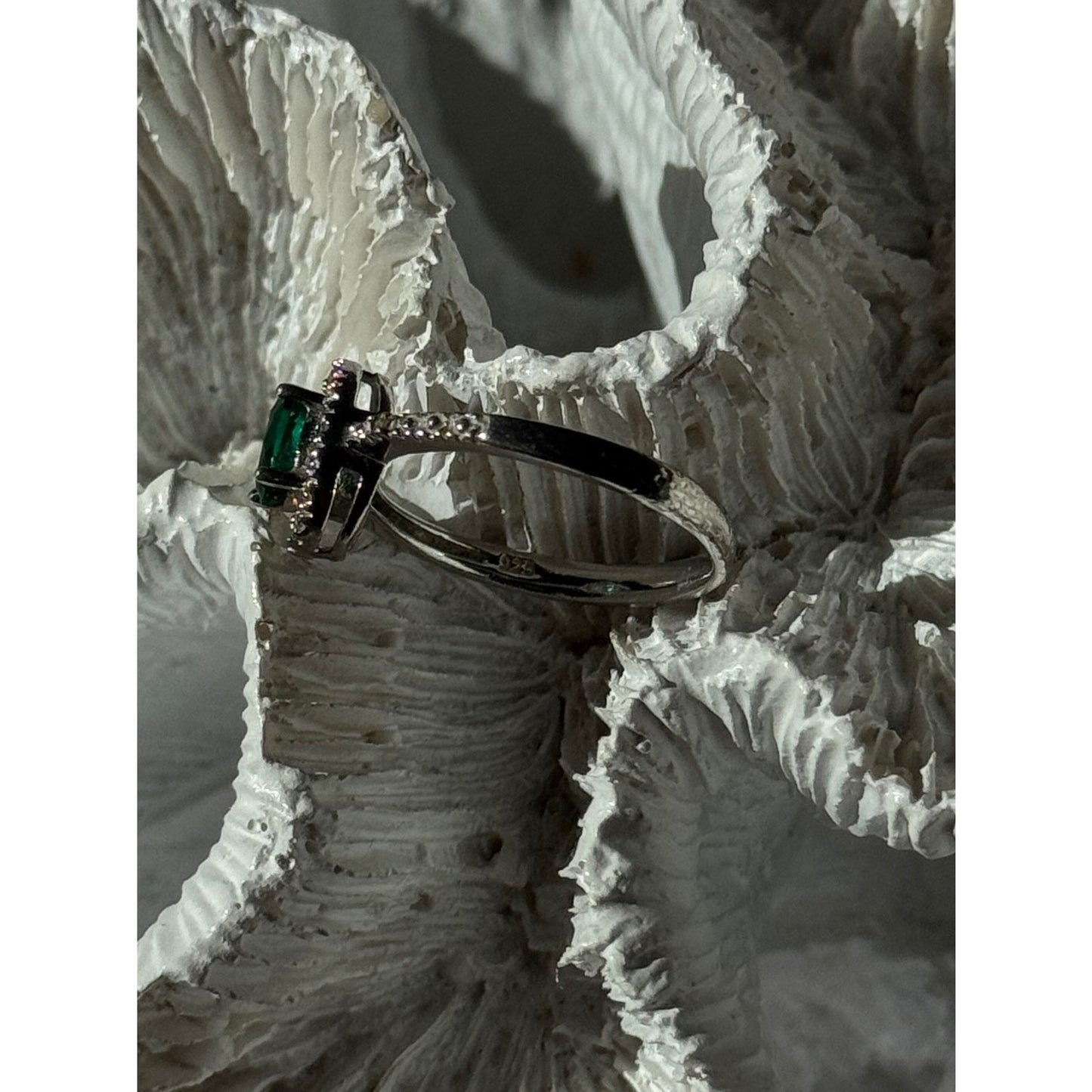 925 Sterling Silver Emerald & Diamond Ring Size 6.5