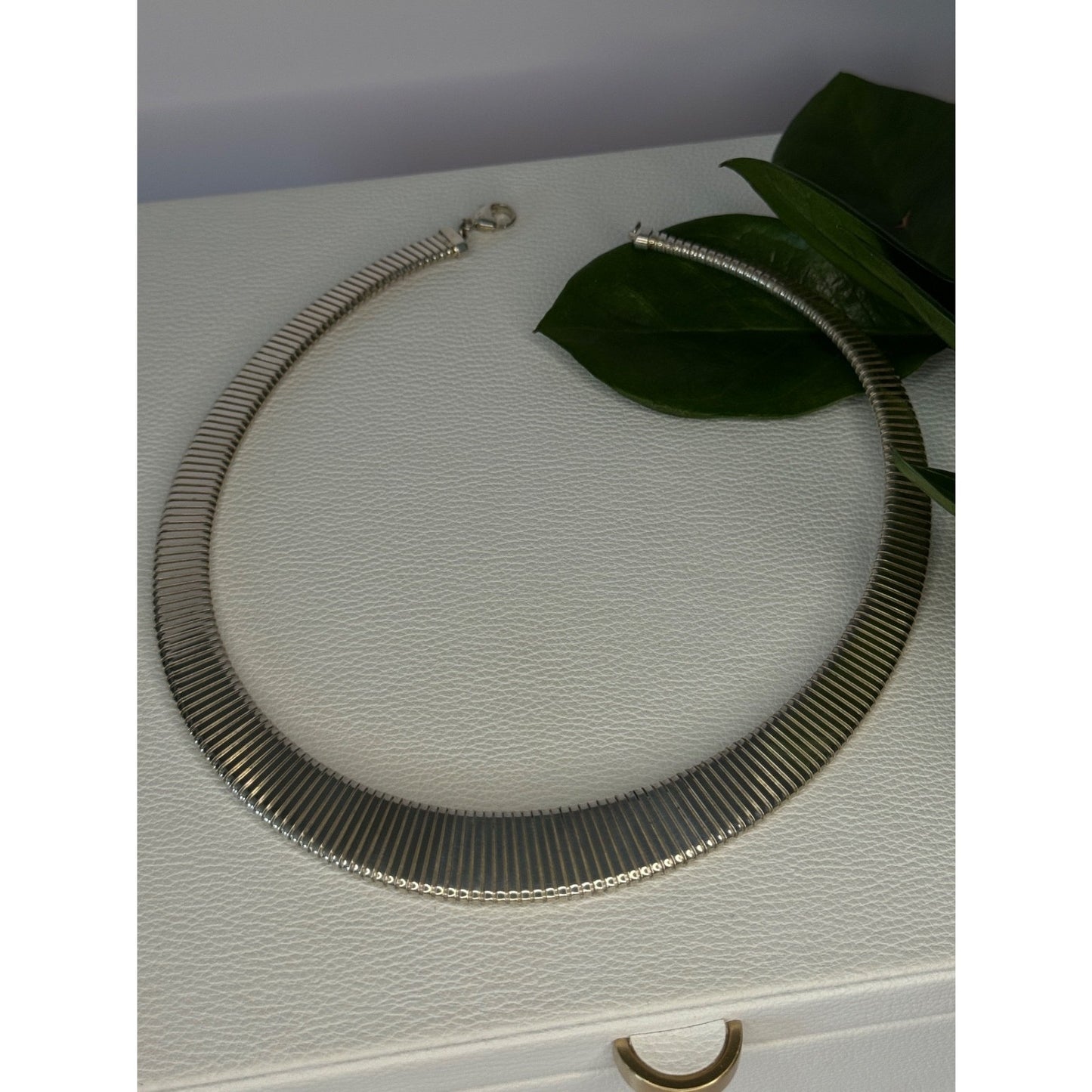 Elegant Design 925 Sterling Silver Necklace Length 17 inch
