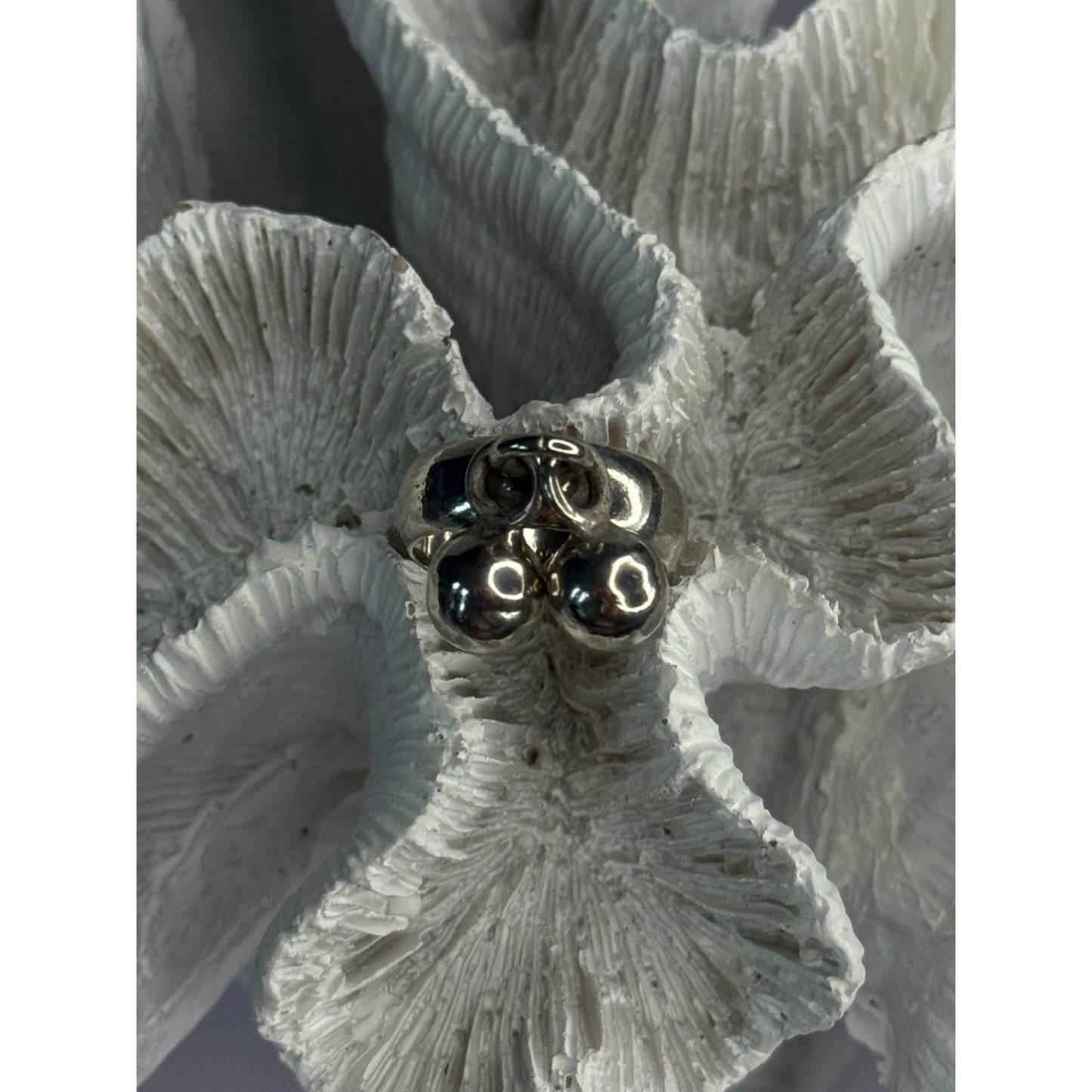 VINTAGE BELLS 925 STERLING SILVER RING SIZE 7