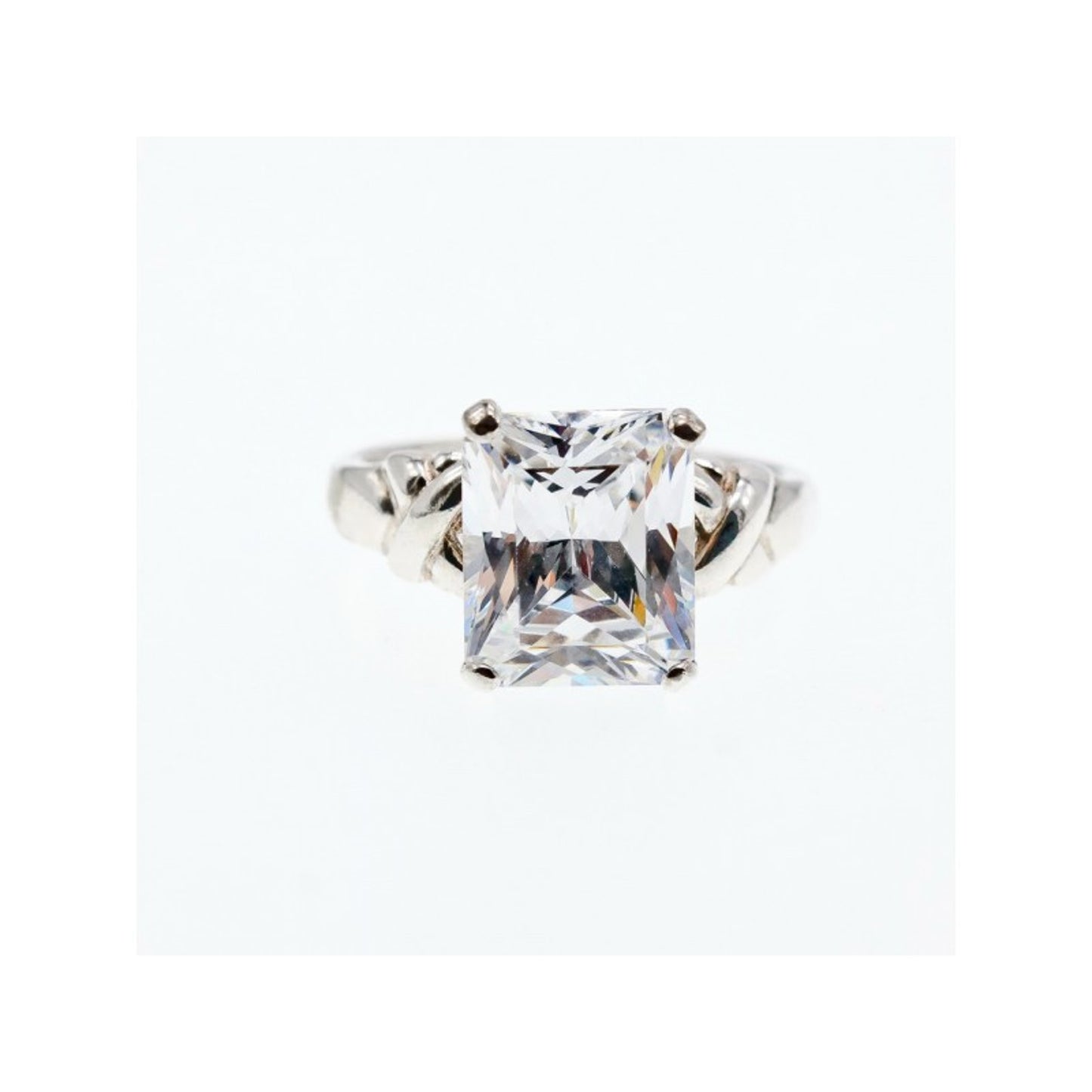 925 STERLING SILVER CZ RING SIZE 11.5