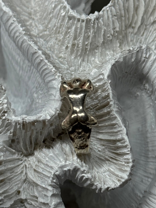 925 Sterling Silver Kamasutra Ring Size 7.5