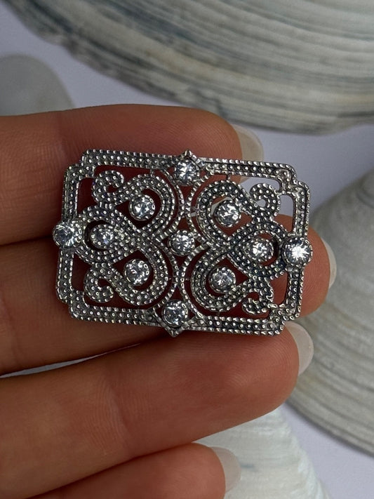 Elegant Design 925 Sterling Silver Beryl Brooch Length 1 Inch