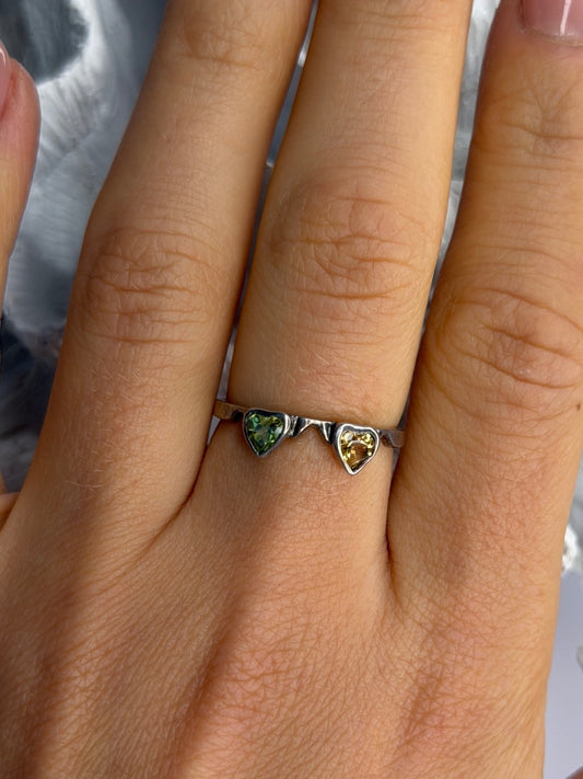 925 Sterling Silver Peridot & Citrine Heart Ring Size 8