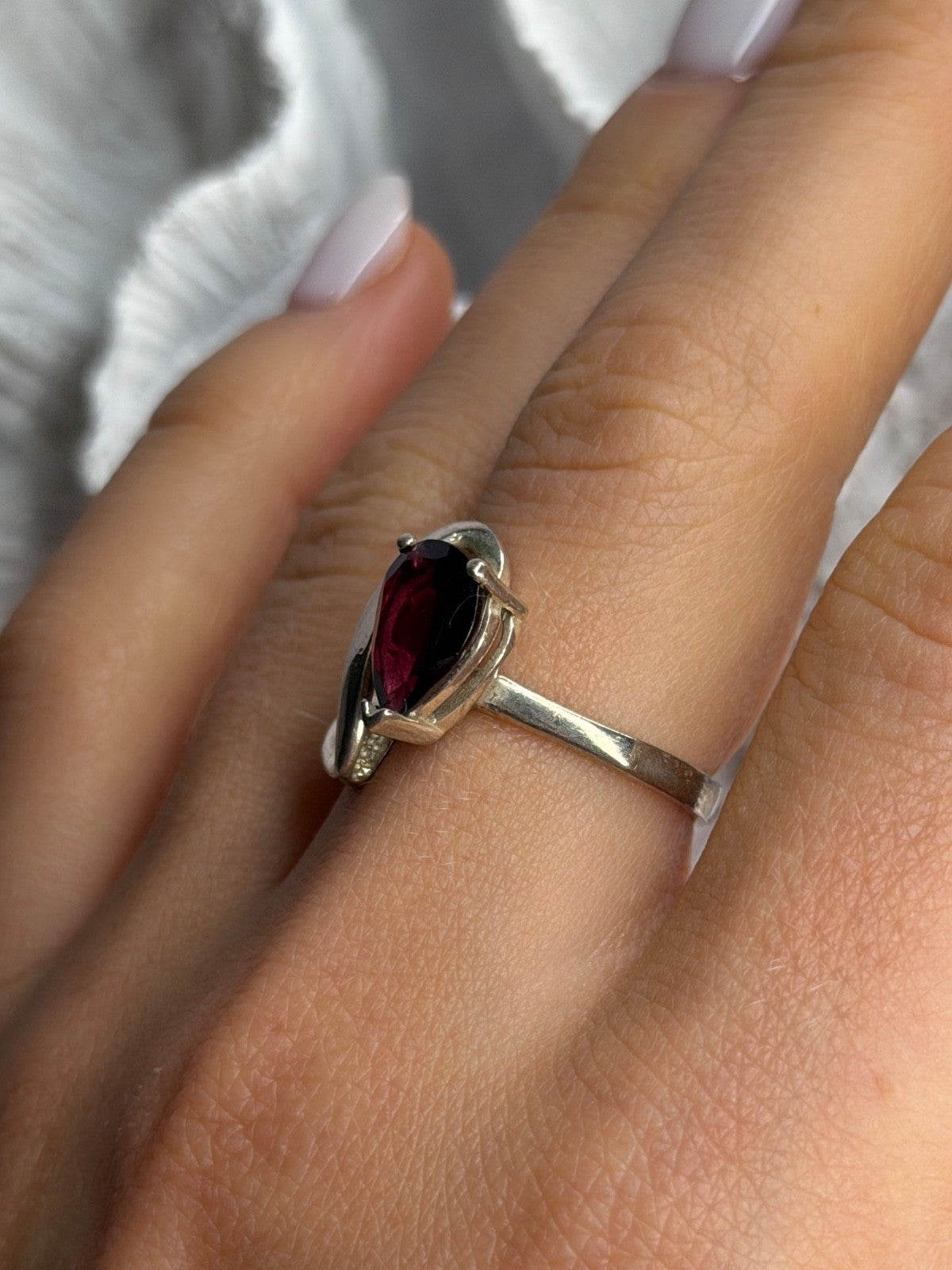 925 Sterling Silver Garnet Ring Size 8.5