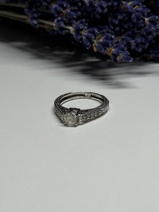 10K White Gold Ring Sapphire Size 6.5