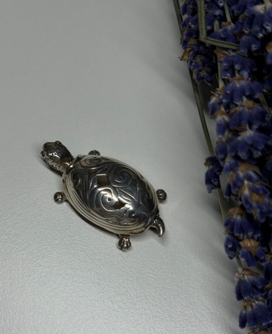 925 Sterling Silver Turtle Brooch