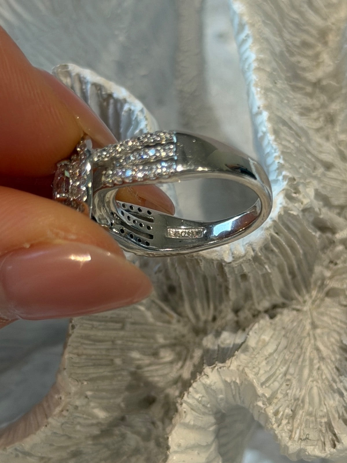 Beautiful 925 Sterling Silver Cz Ring Size 6