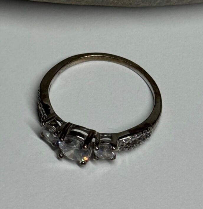 925 Sterling Silver CZ Ring Size 6.5