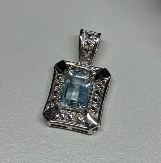 925 Sterling Silver Topaz Pendant