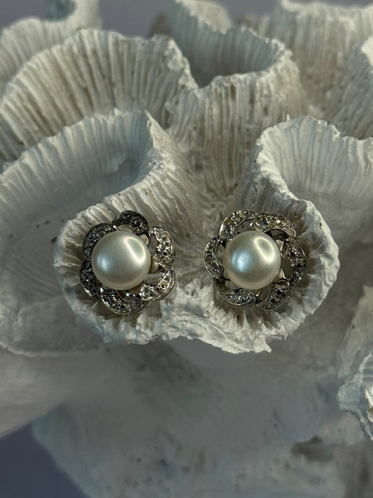 Beautiful 925 Sterling Silver Pearl Earrings Length 0.60 Inch