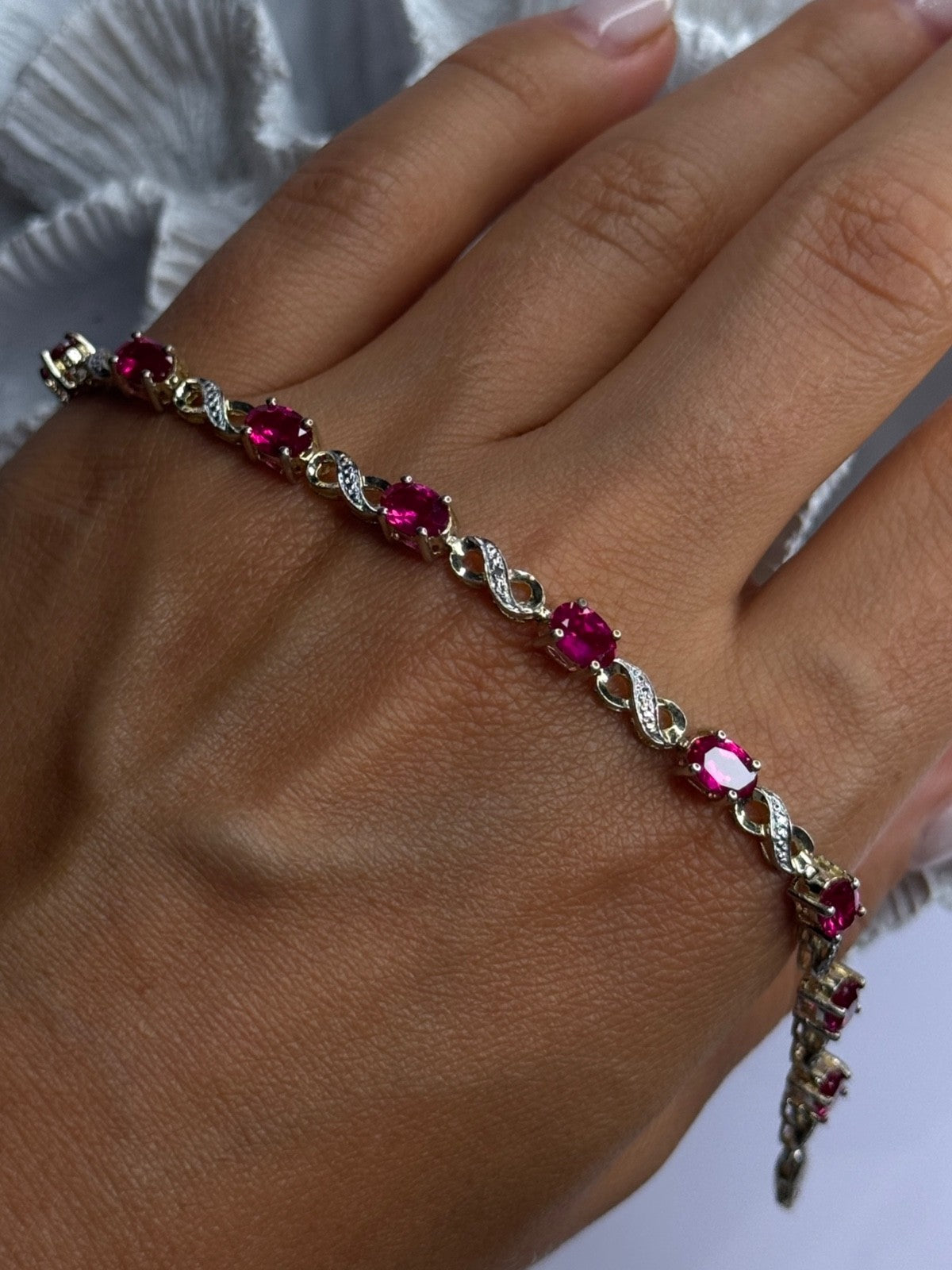 Lovely 925 Sterling Silver Ruby Bracelet Length 7