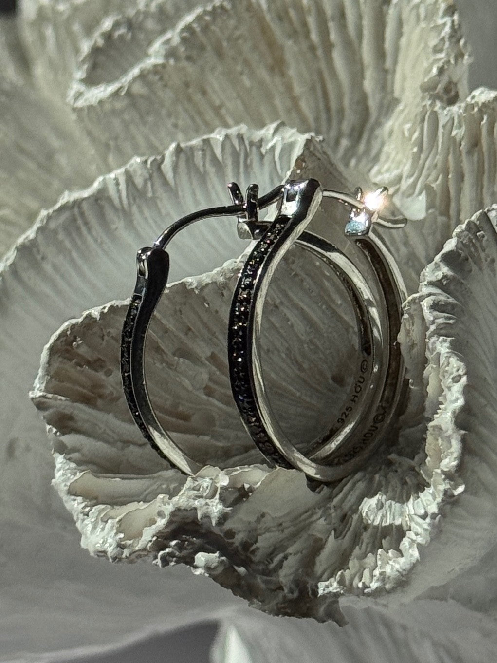 925 Sterling Silver Onyx Hoop Earrings