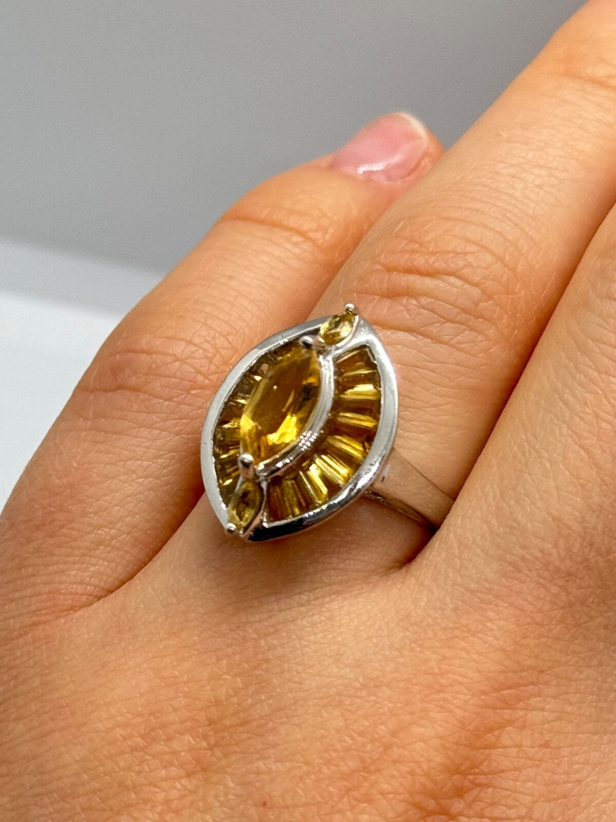 925 Sterling Silver Citrine Ring Size 6.5