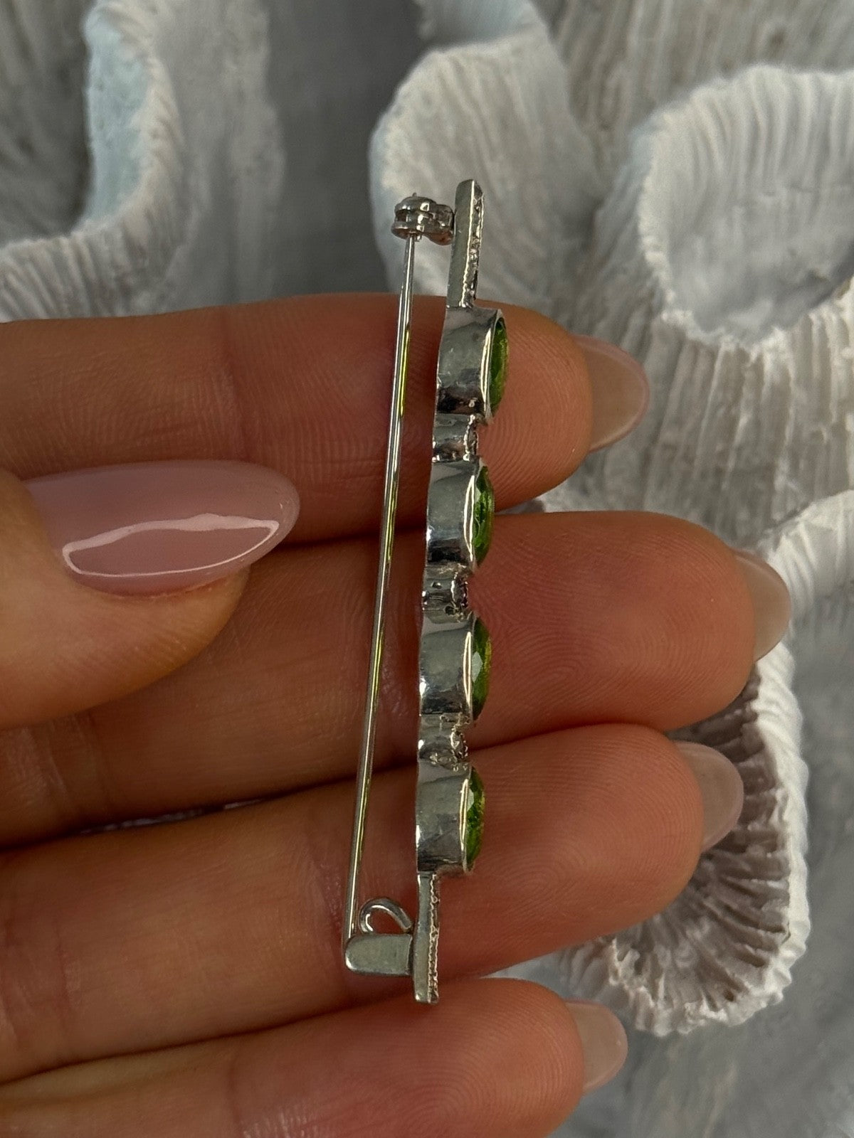 925 Sterling Silver Peridot & Marcasite Brooch Length 2.15 Inch