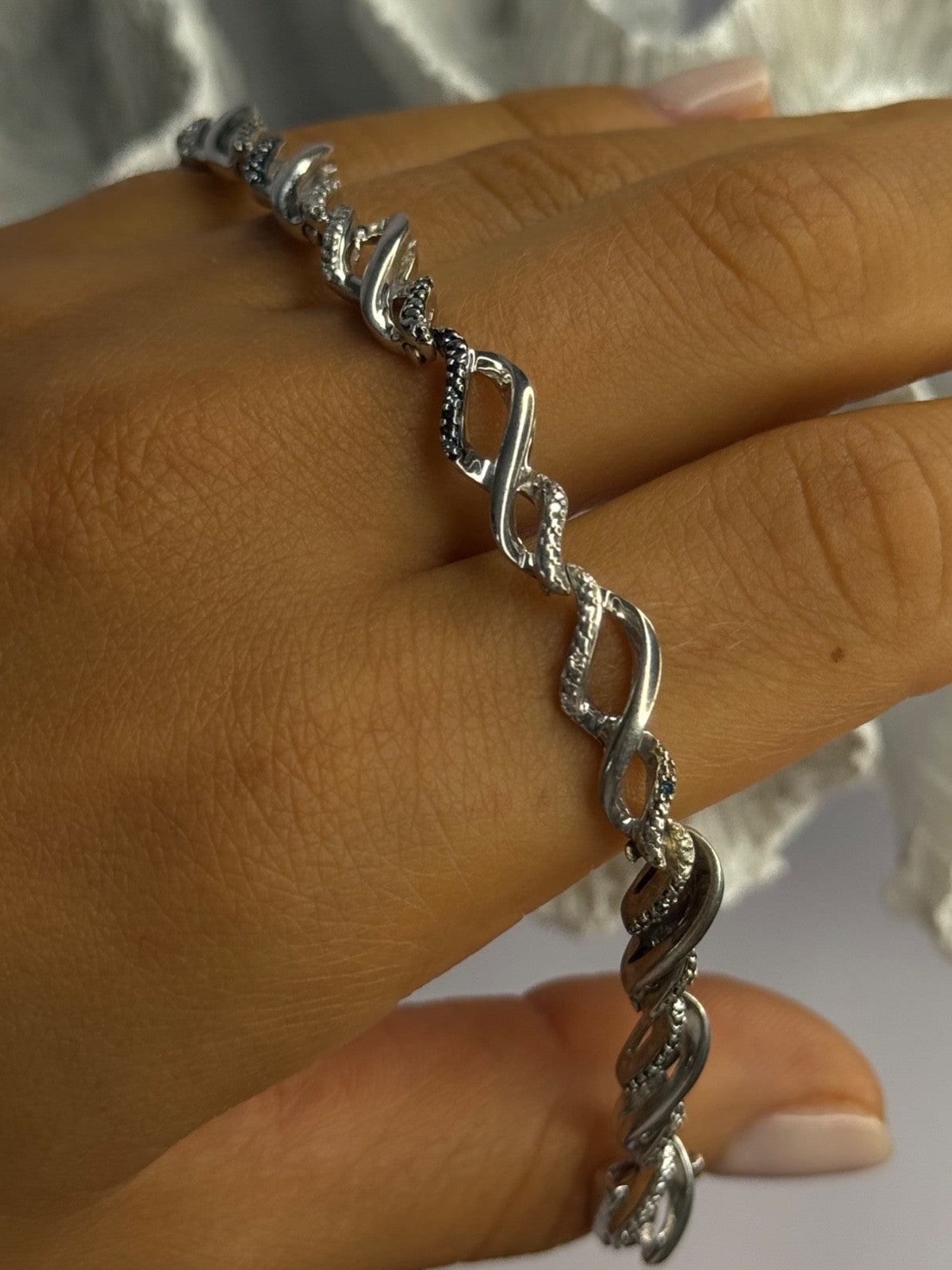 925 Sterling Silver Blue Spinel & Diamond Bracelet Length 7