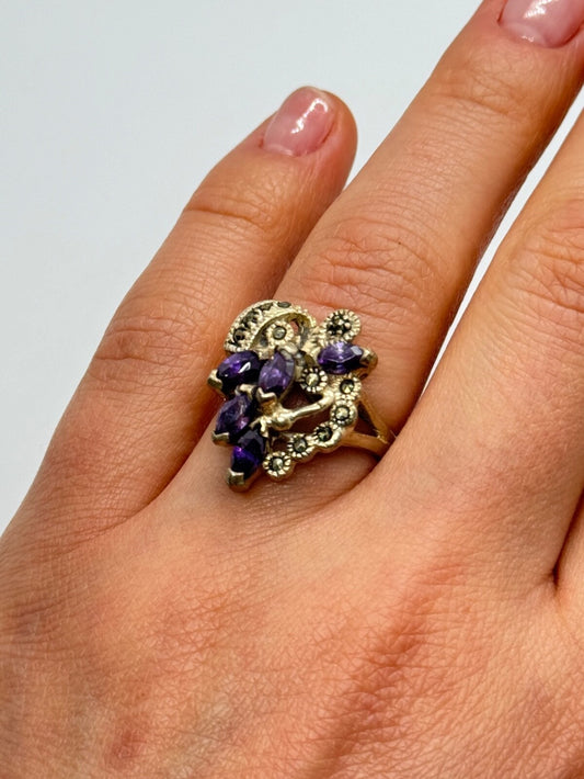 925 Sterling Silver Amethyst & Marcasite Ring Size 6
