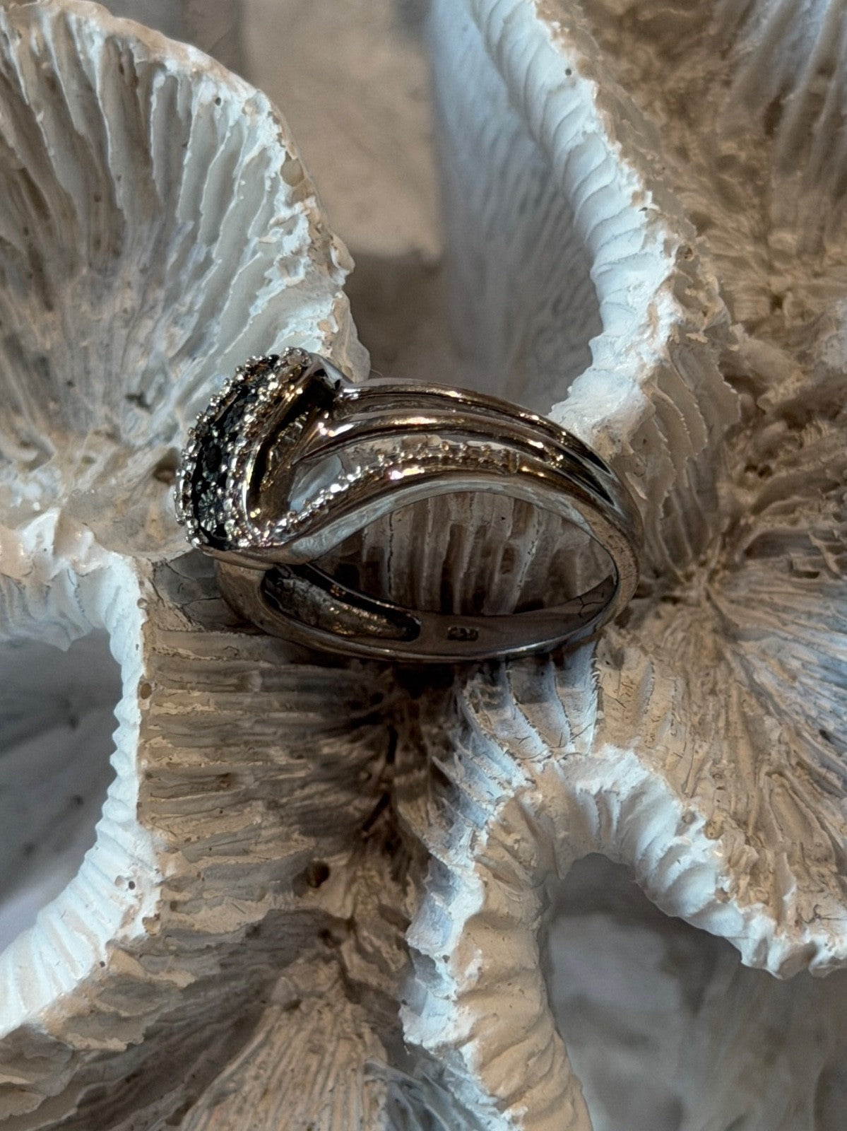 Jwbr 925 Sterling Silver Black & White Diamond Ring Size 7