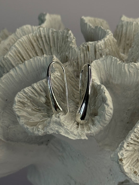Elegant Design 925 Sterling Silver Earrings Length 1 Inch