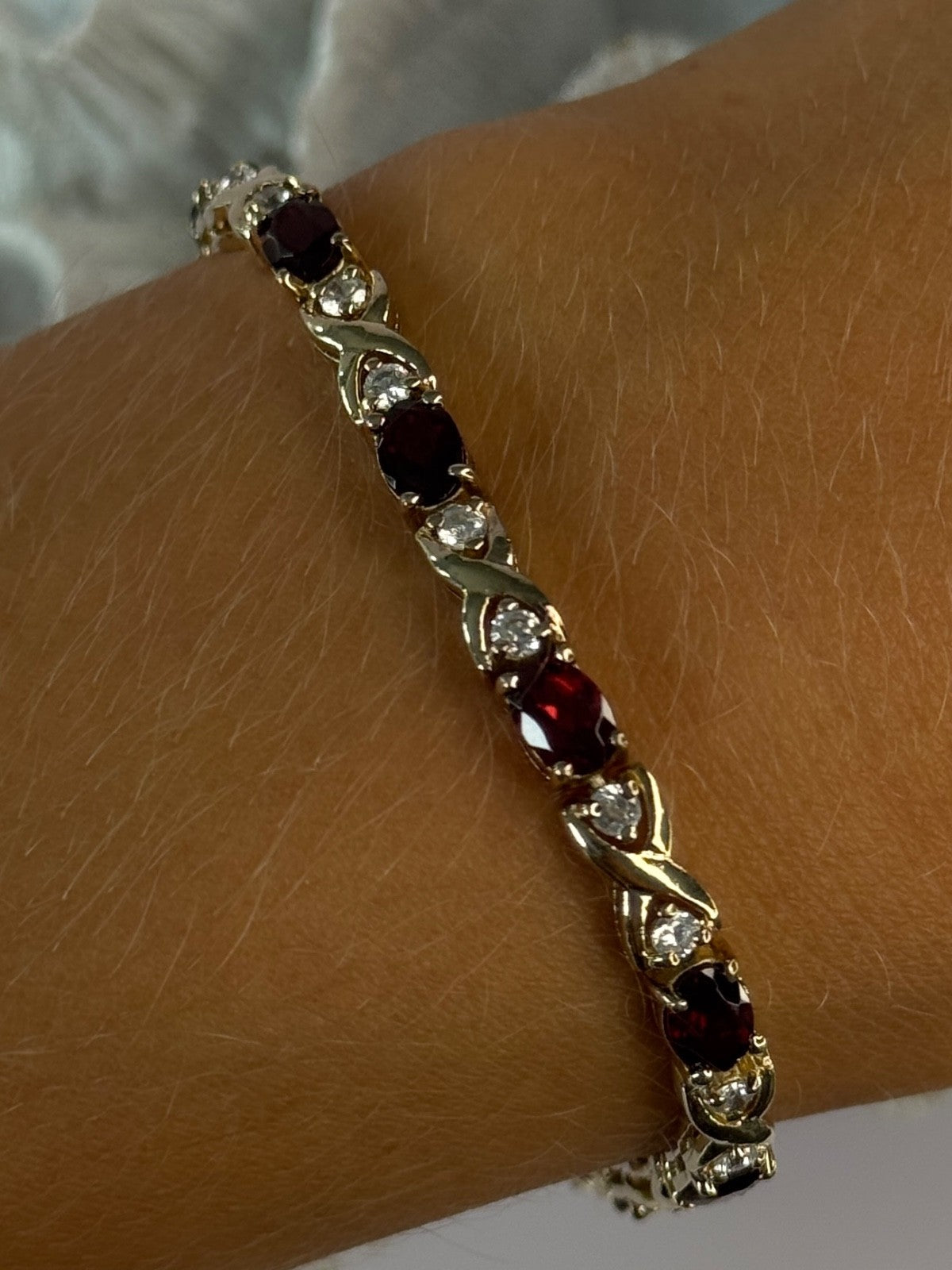 925 Sterling Silver Garnet & Beryl Bracelet Length 7