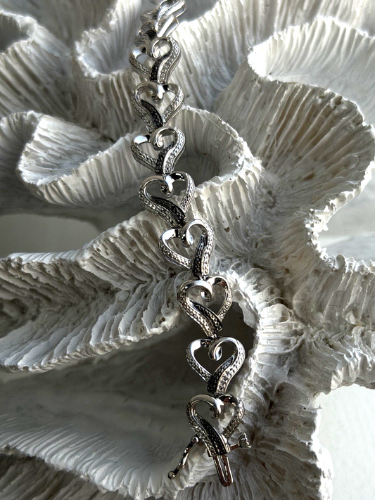 925 Sterling Silver Black & White Diamonds Heart Bracelet 7.5