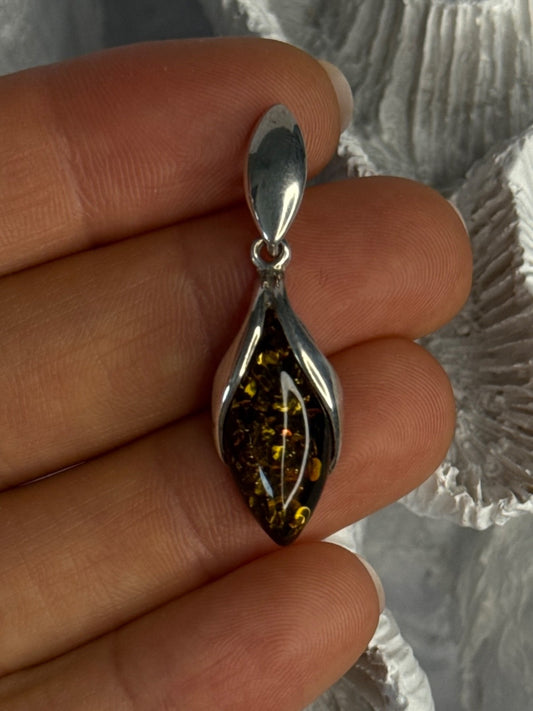 925 Sterling Silver Amber Pendant Length 1.50 Inch