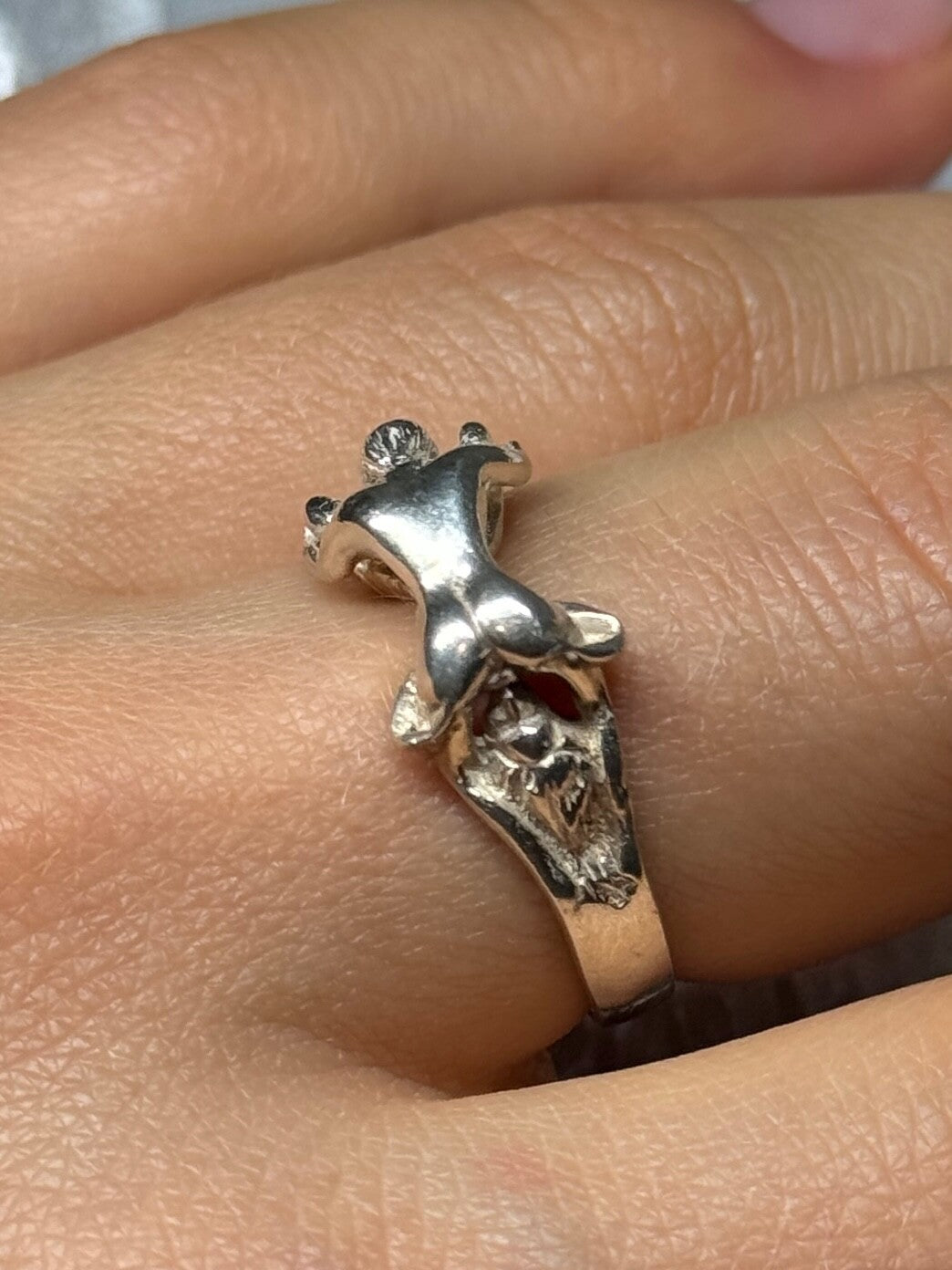 925 Sterling Silver Kamasutra Ring Size 6