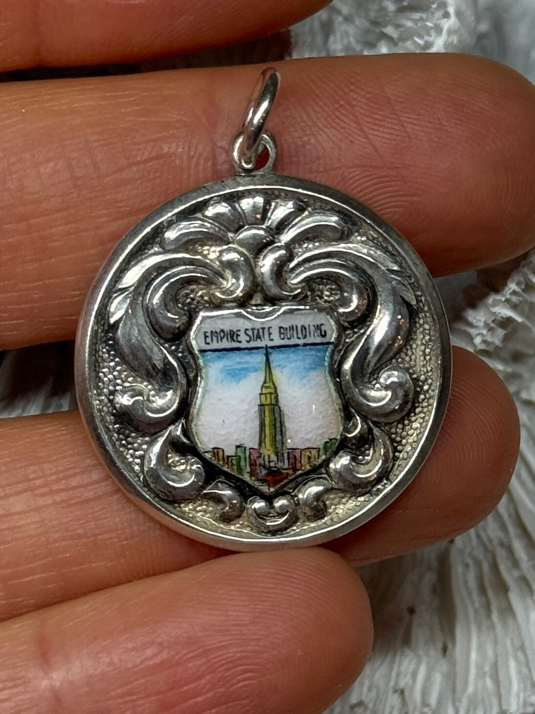 925 Sterling Silver Empire State Building Enamel Pendant Lenth 1.4 Inch