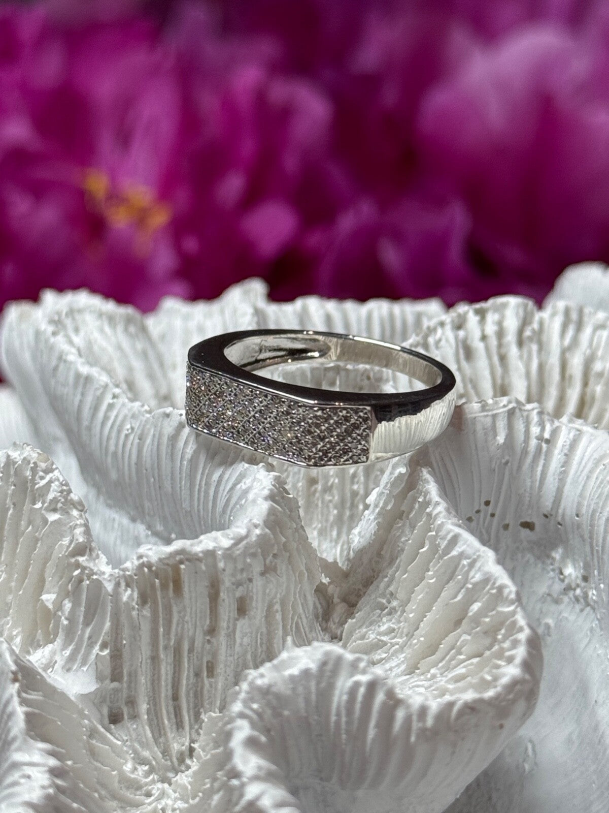 925 Sterling Silver Diamonds Ring Size 9.25