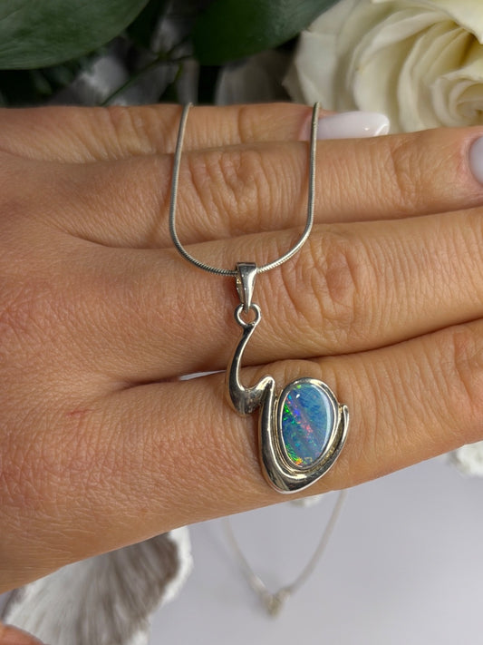 Italy 925 Sterling Silver Opal Necklace Length 16 in