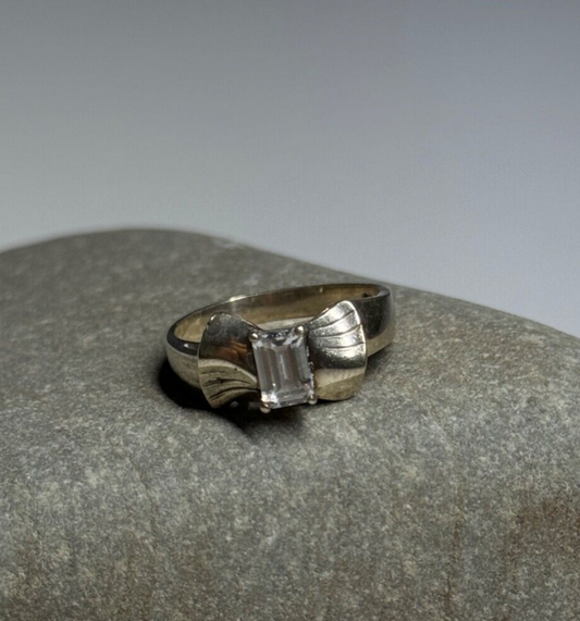 925 Sterling Silver Beryl Bow Ring Size 6