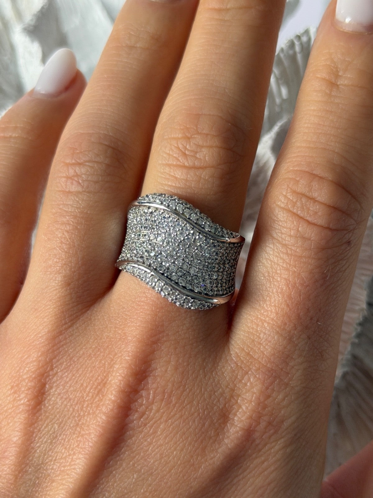 Elegant Design 925 Sterling Silver Cz Ring Size 8