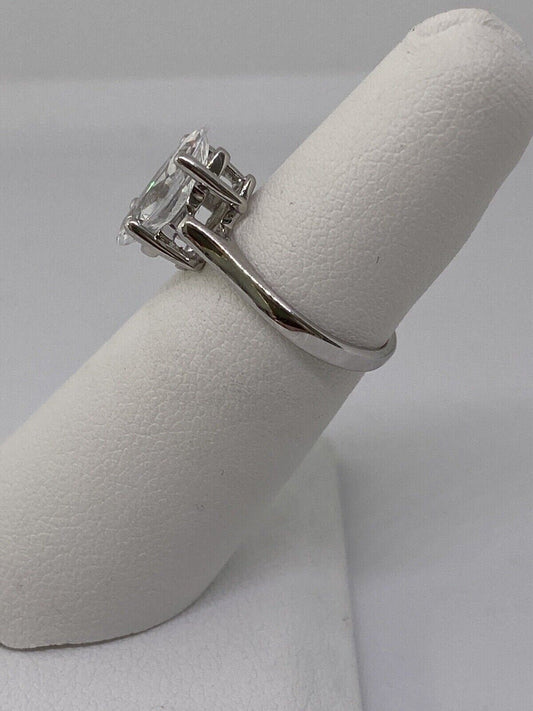 925 Sterling Silver CZ Ring Size 5