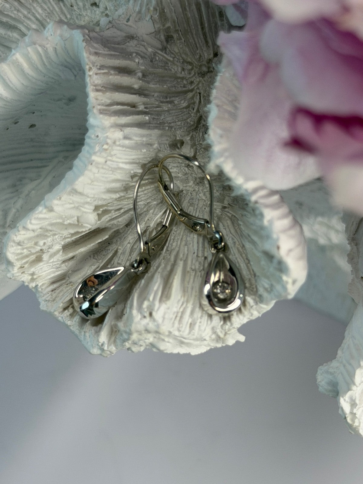 14K White Gold Diamond 0.12 ct Earrings