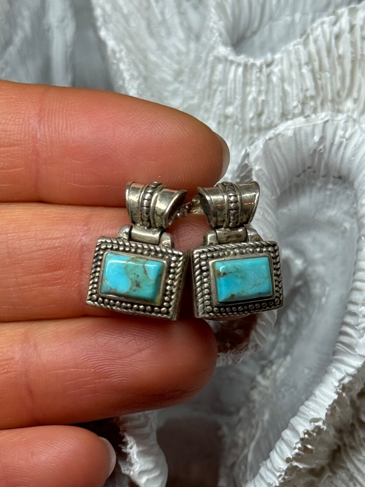 Vintage 925 Sterling Silver Turquoise Earrings Length 0.7 Inch